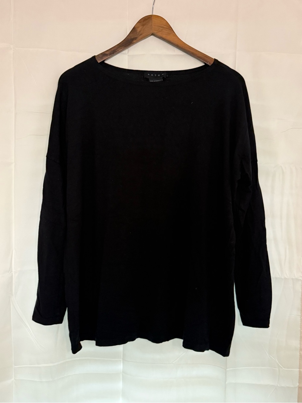 Hatch Maternity Black Women's Scoopneck Longsleeve Shirt